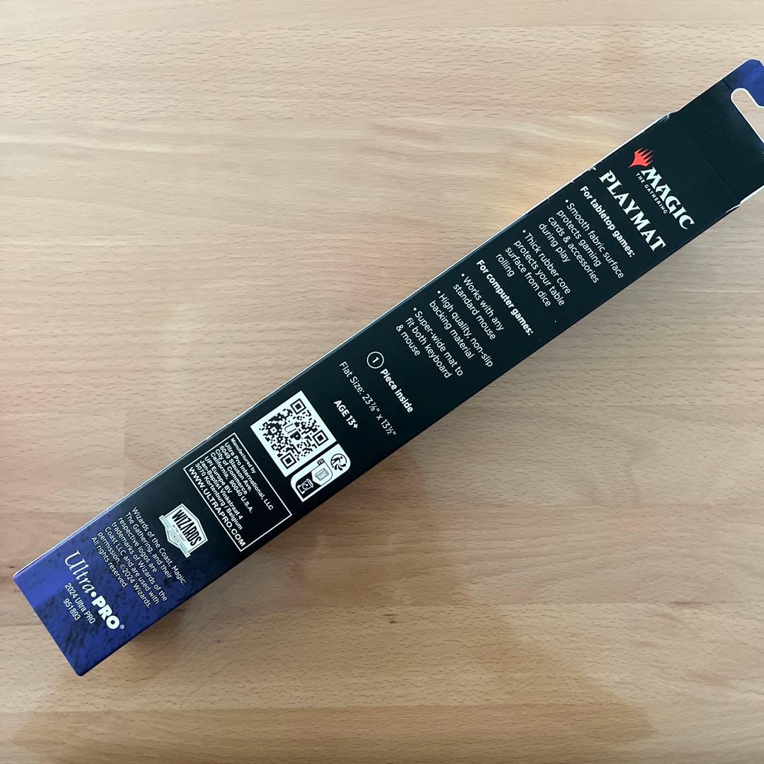 新品　未開封　世界のるつぼ　MTG　Fallout　フォールアウト　プレイマット