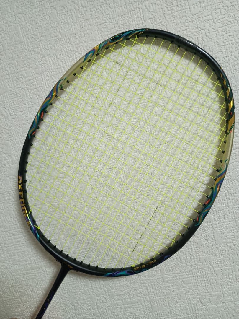 LI-NING AXFORCE100 4UG5 ガット張り立て