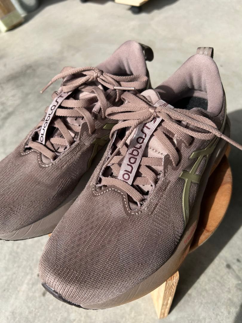 ASICS NOVABLAST 5 ブロンズ 25.0