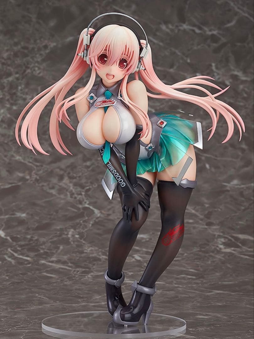 ★新品未開封★ すーぱーそに子 レーシングver. 1/7 完成品フィギュア