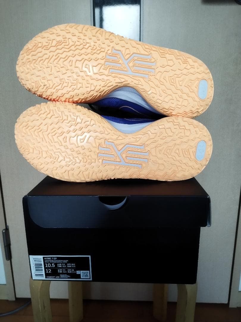 NIKE KYRIE 7　 ナイキ カイリー7