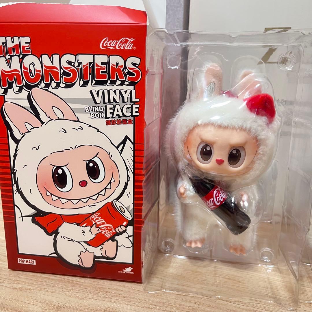 ラブブ LABUBU コカコーラ　Coca-Cola 2体