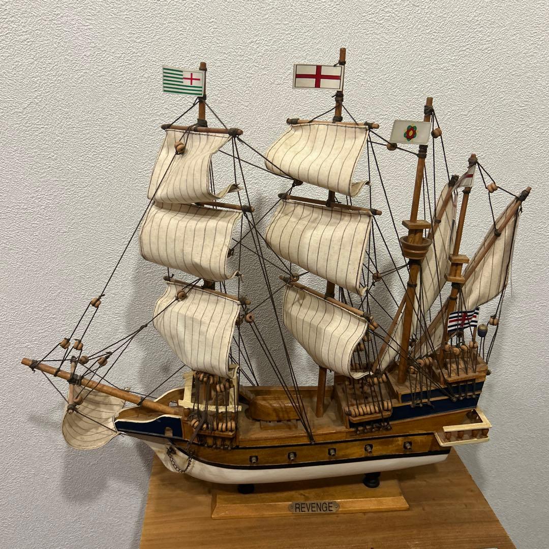 revenge ガレオン船　イギリス　帆船　ボート　ビンテージ　アンティーク