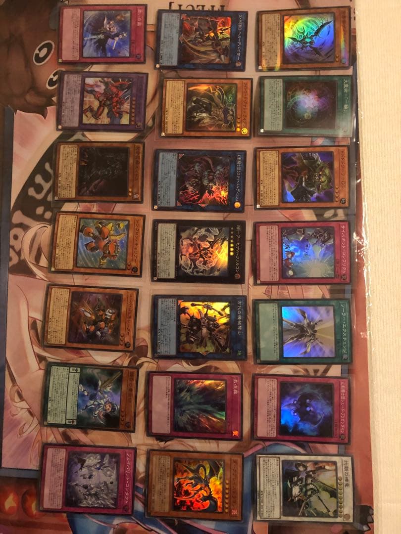 【1000枚以上】遊戯王カードまとめ売り　レリーフ、クオシク複数(詳細は説明欄)