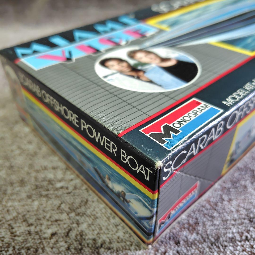 船・ボート MIAMI VICE SCARAB OFFSHORE POWER BOAT