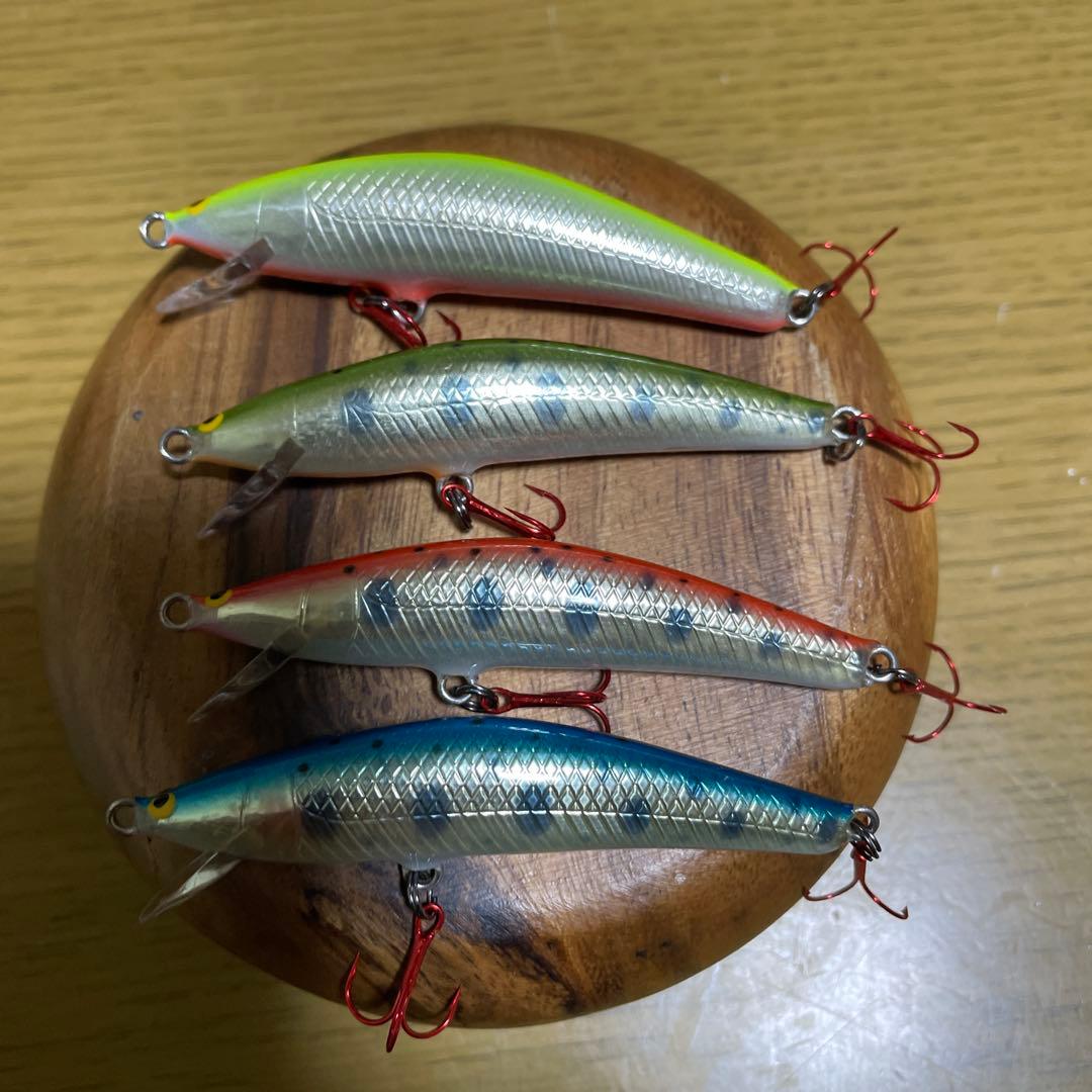 SAURUS ブラウニートラン7cm フローティングミノー　4個セット！