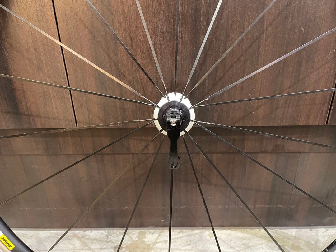 MAVIC KSYRIUM ELITE完組ホイール リムブレーキ　ホワイトハブ