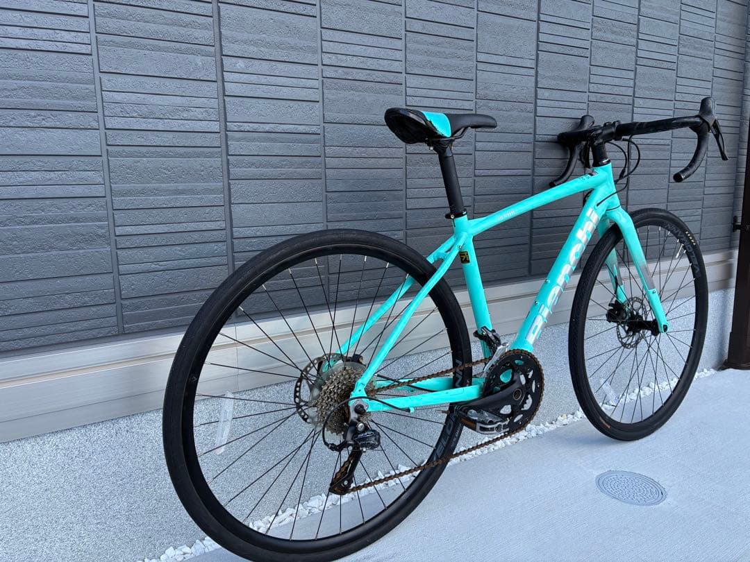 送料込み Bianchi VIA NIRONE 7 DISC SORA 2024