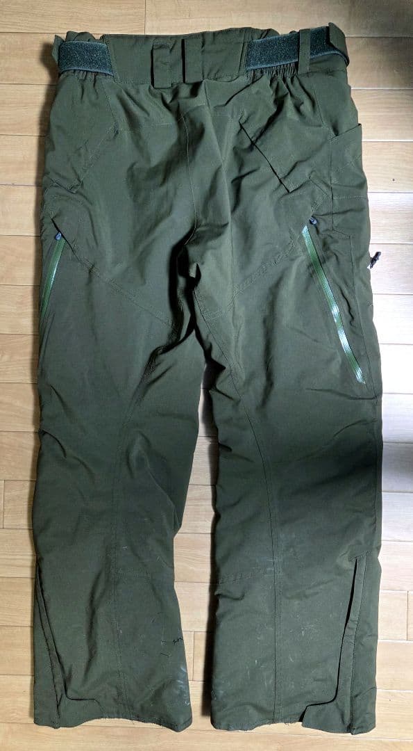 ミズノ M オリーブ グリーン スキーウェア