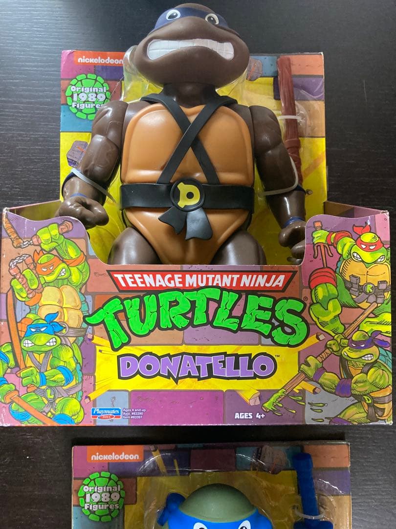 ミュータント タートルズ ジャイアント フィギュア復刻版プレイメイツ