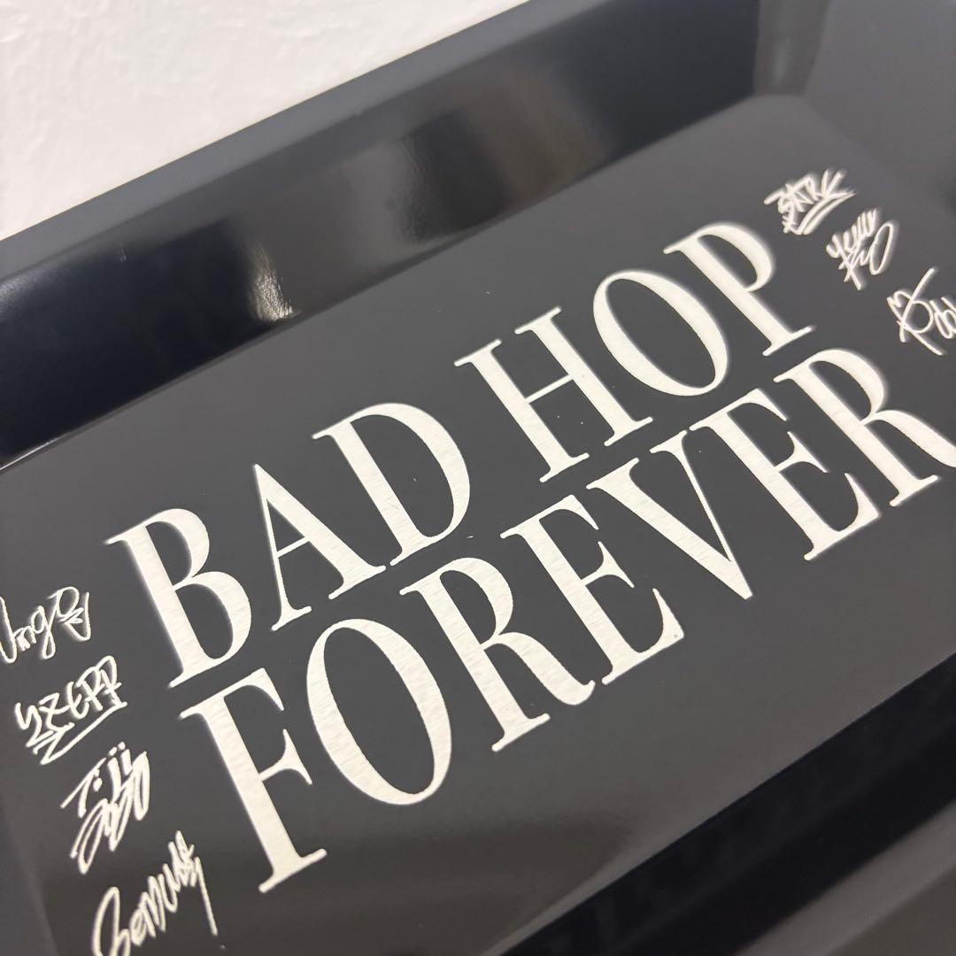 BADHOP FOREVERトレー グッズ