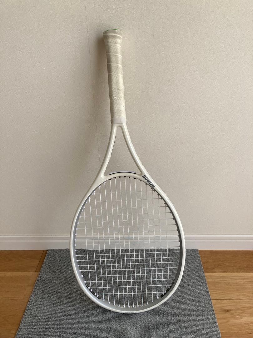 テニスラケット プリンス　エンブレム110 ホワイト ケース付き