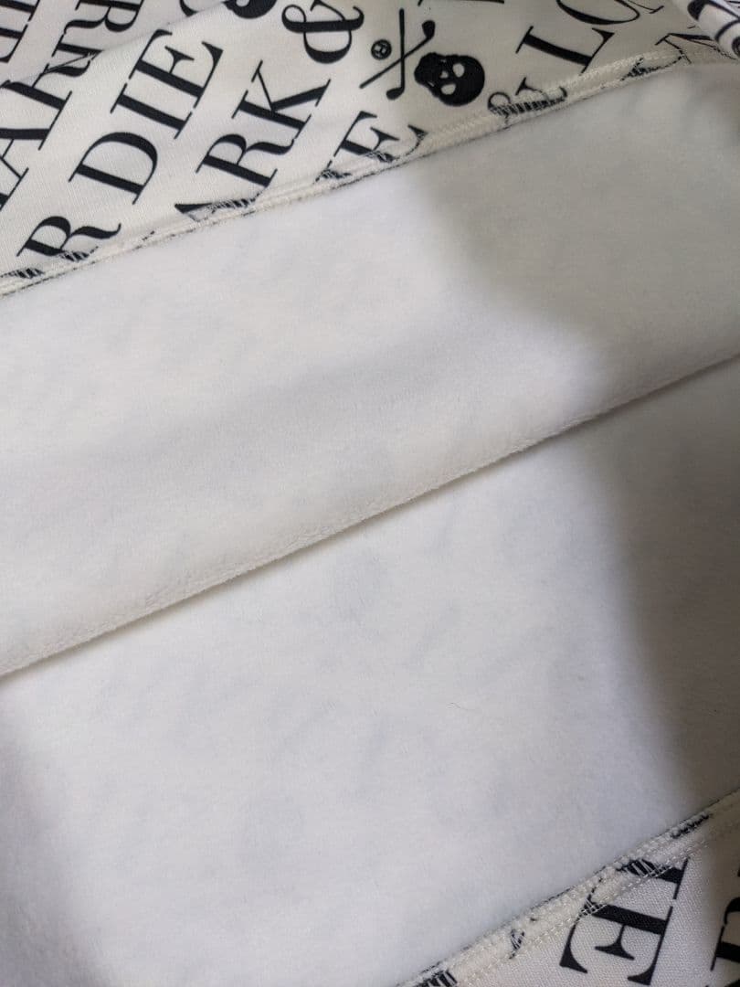 MARK & LONA ロゴプリント ジップアップシャツ