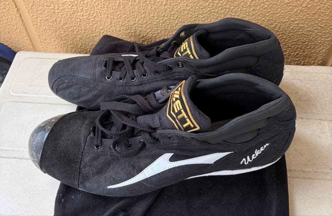 ZETT（ゼット）野球用 金属歯スパイク 刺繍入りサイズ不明→外寸30センチ以上