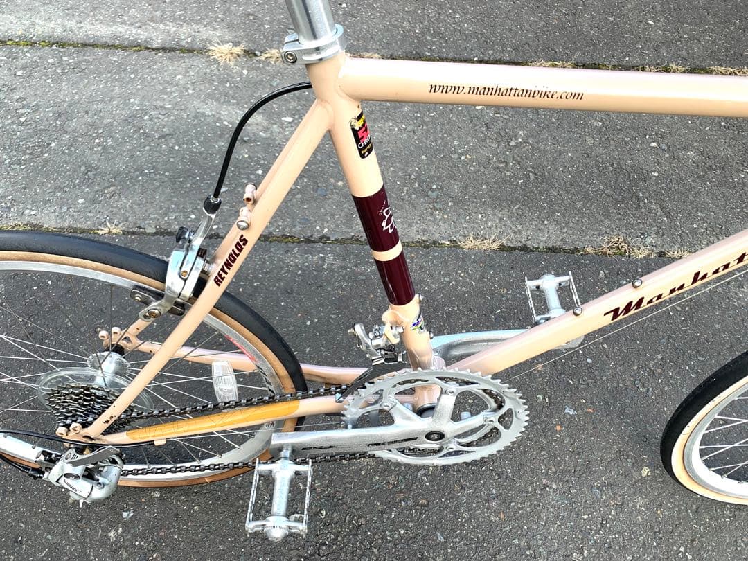 即乘 送料無料Manhattanbikeミニベロ小径車クロスバイク8速20インチ