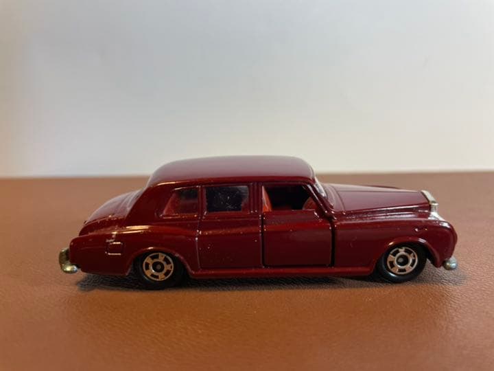 【トミカ ミニカー】F6ロールスロイス ファンタムⅥ