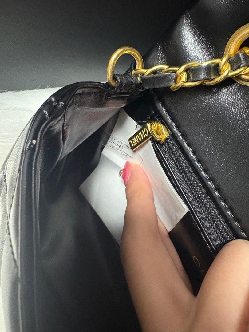 【新品】CHANEL ブラック キルティングバッグ