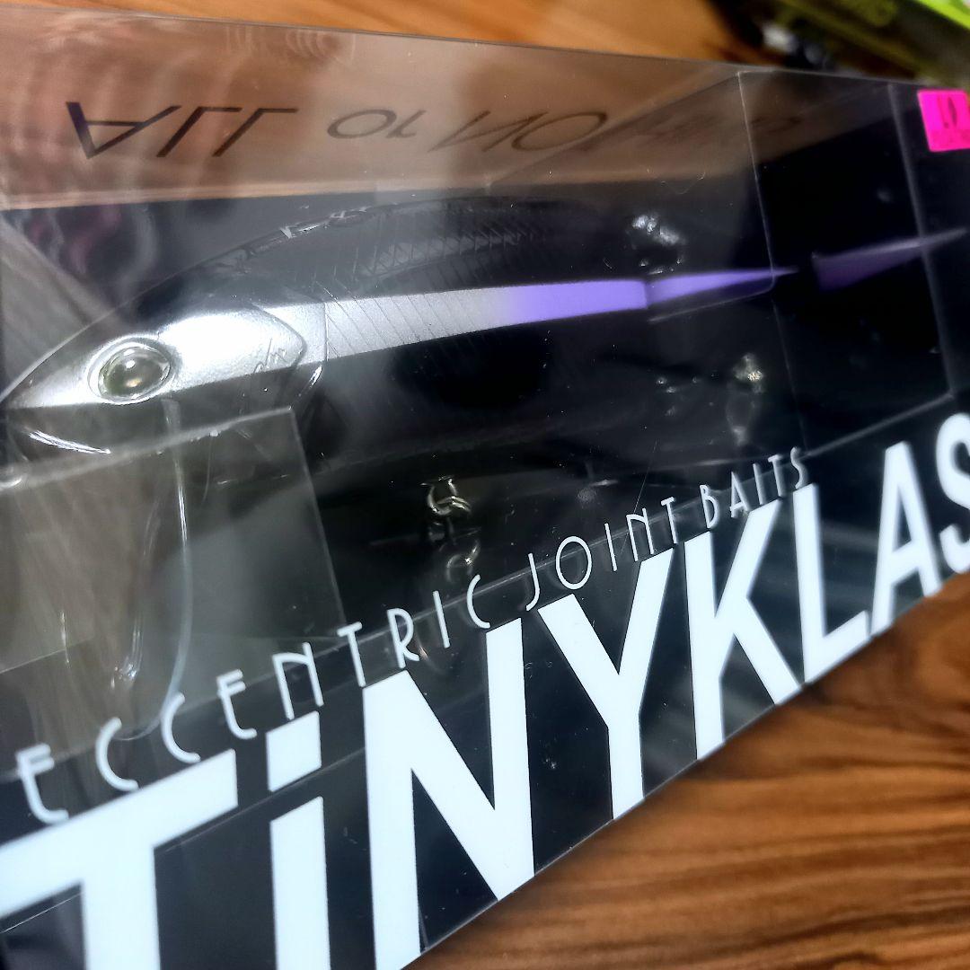 DRT、タイニークラッシュ LOW、即完売・入手困難カラー、くノー、新品