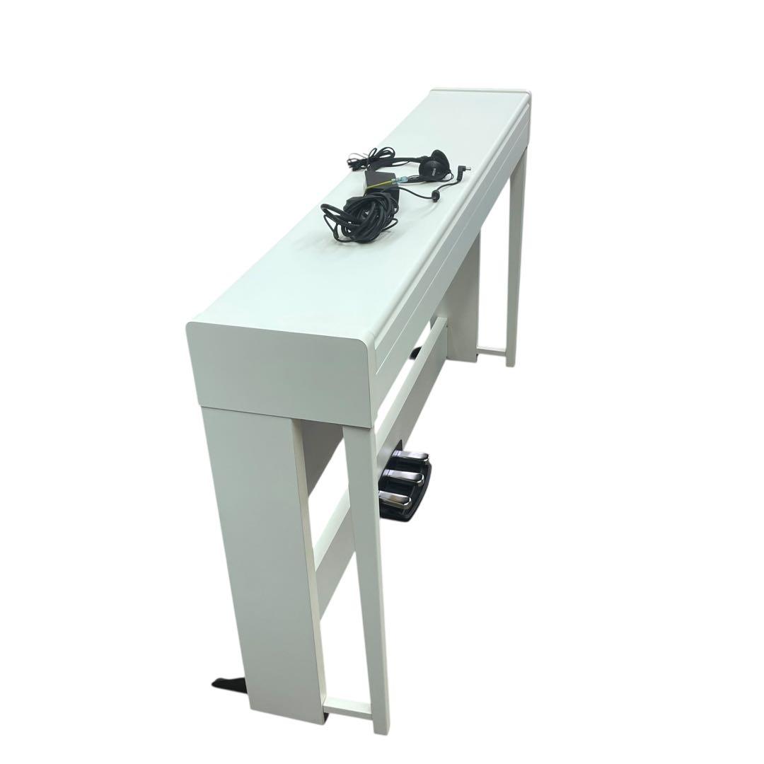 松井咲子カバー付き KORG C1 Air 88鍵 ホワイトデジタルピアノ