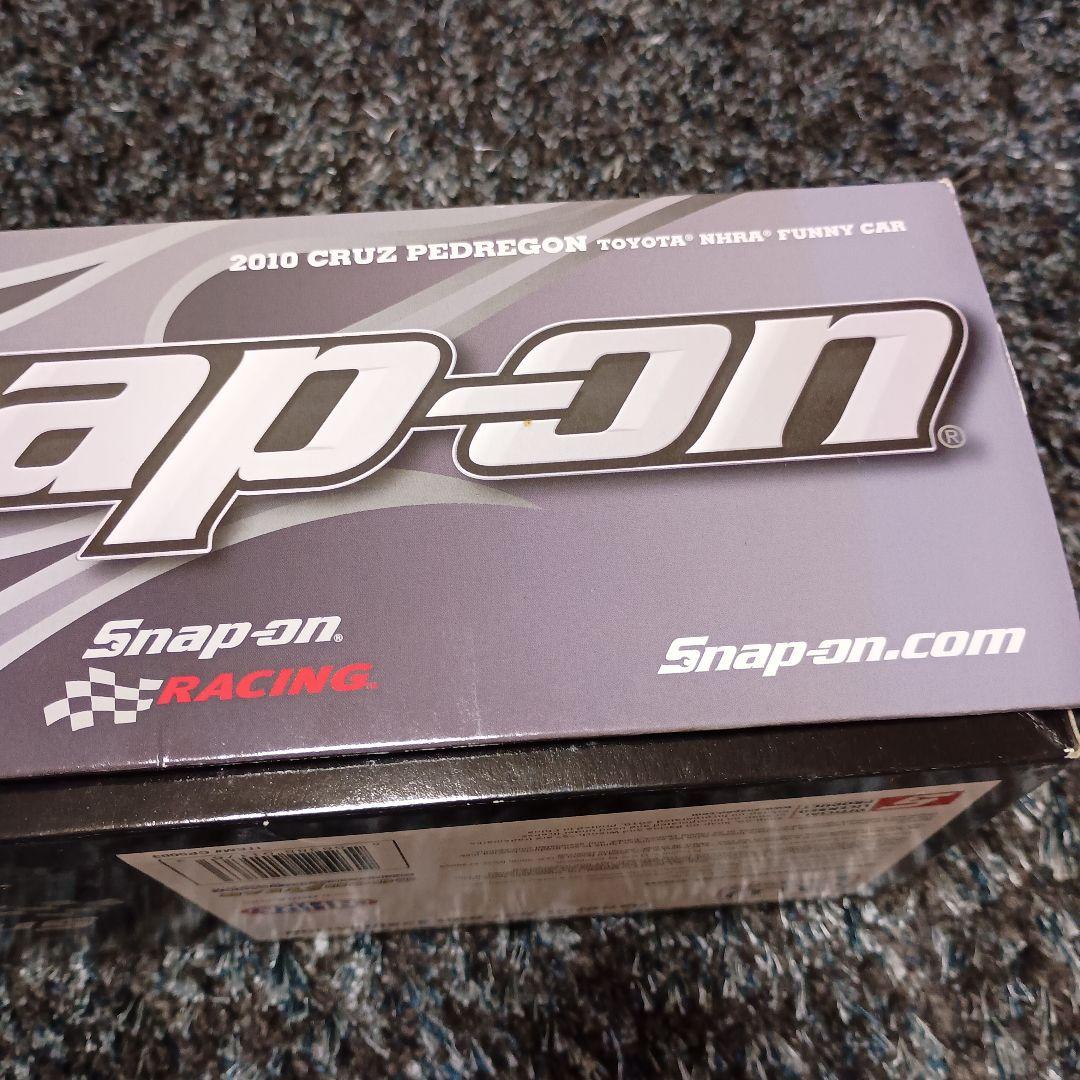 スナップオン　Snap-on ドラッグカー 1/24スケール　オートワールド