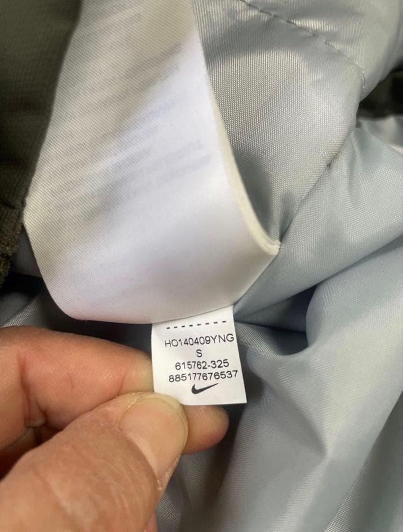 スノー仕様のNIKE SBジャケットHUDSON PARKAナイキSB(S)