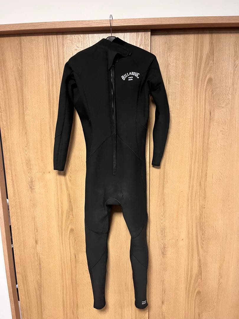 ウェットスーツ 3/2ミリ　フルスーツ