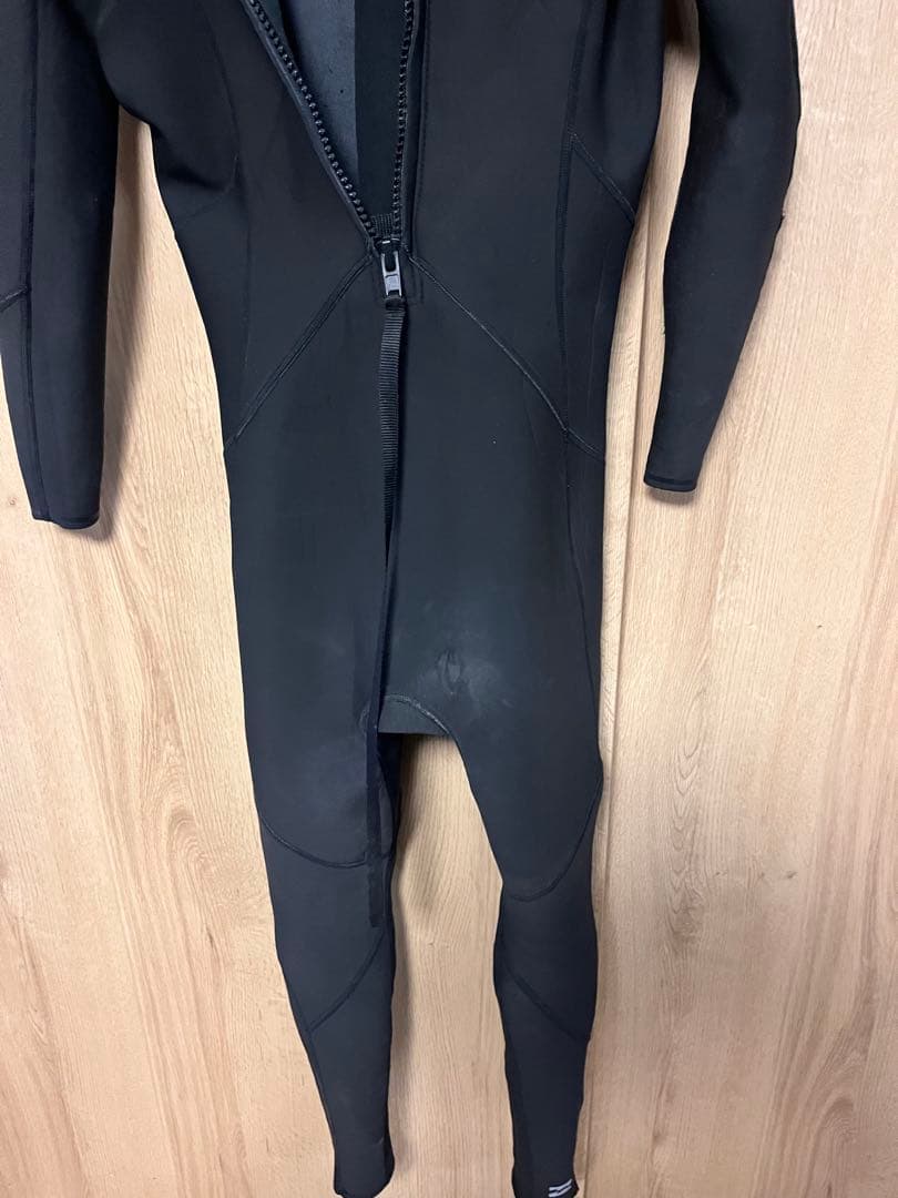 ウェットスーツ 3/2ミリ　フルスーツ