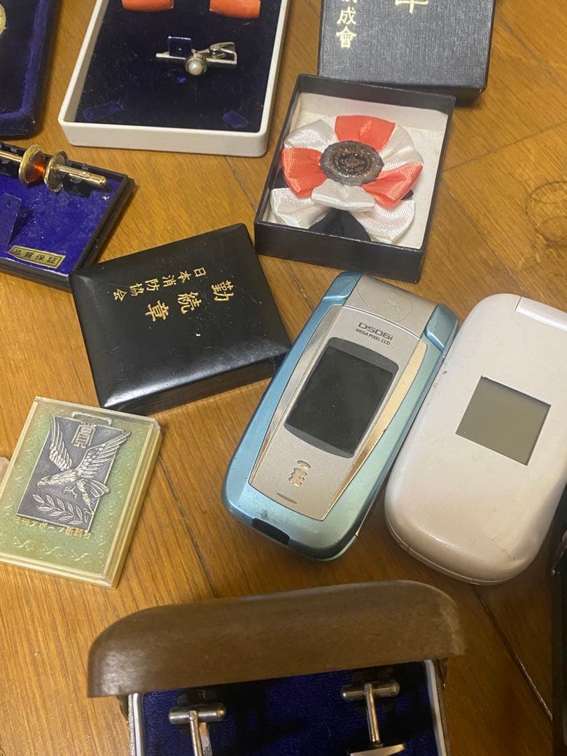 遺品整理　アクセサリー　記念メダル　アンティーク　時計　まとめ