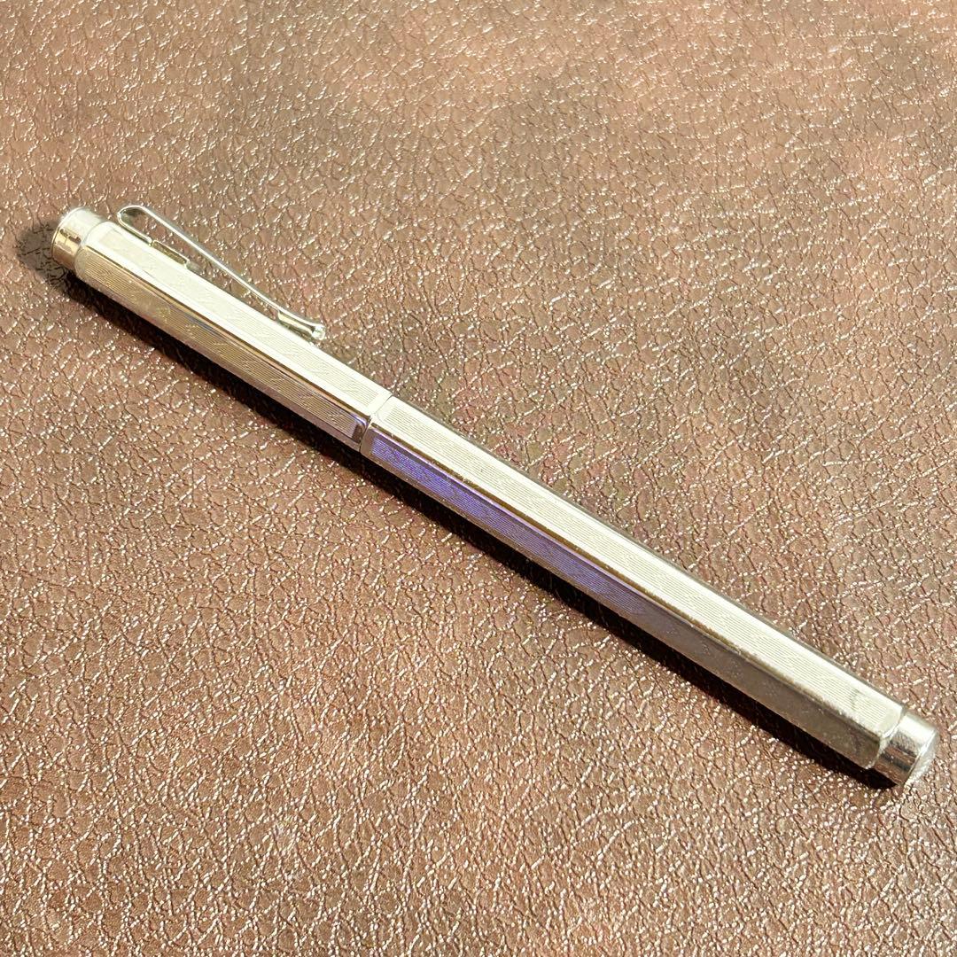 CARAN D'ACHE 万年筆 エクリドール シェブロン シルバー