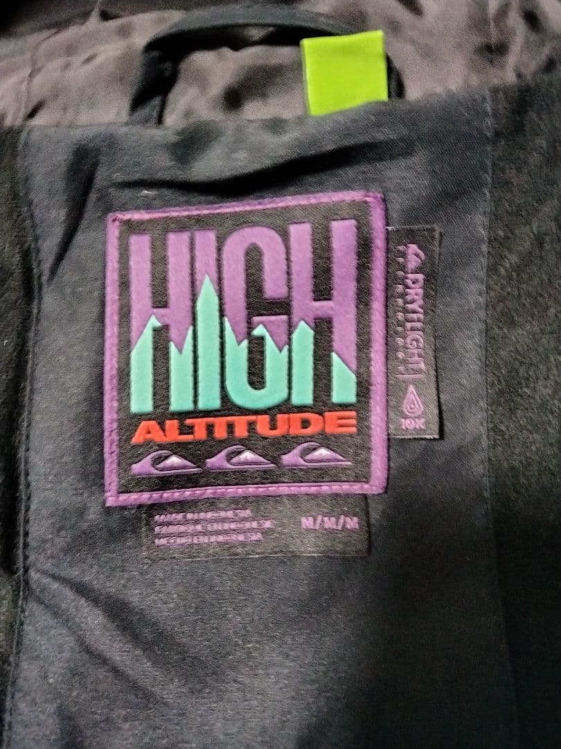 QUICKSILVER　BSRABBIT　新品スノーボードウェア　上下セット