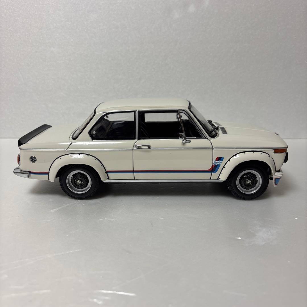 ミニカー  2002 TURBO (KYOSHO)