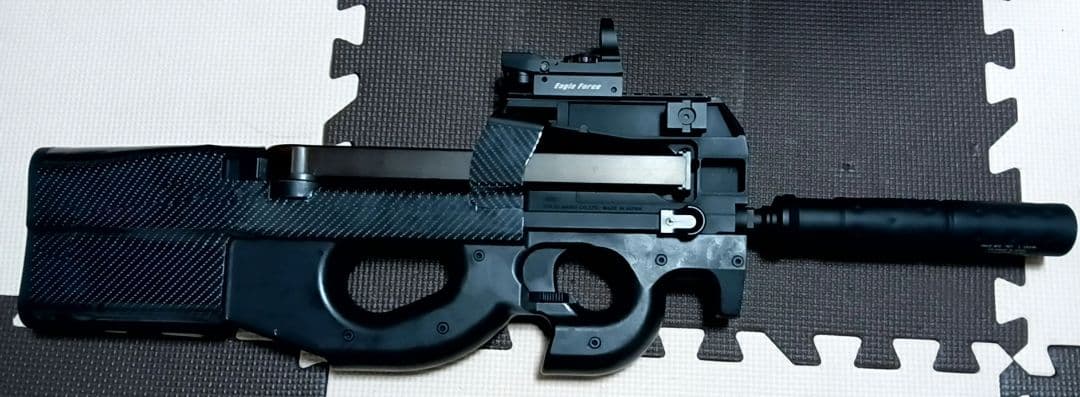 東京マルイ　P90