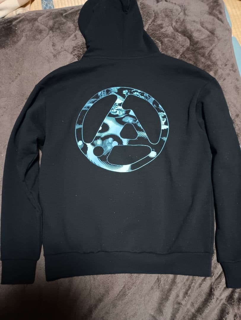 LINKIN PARK プルオーバーパーカー Lサイズ新品未着用とおまけ