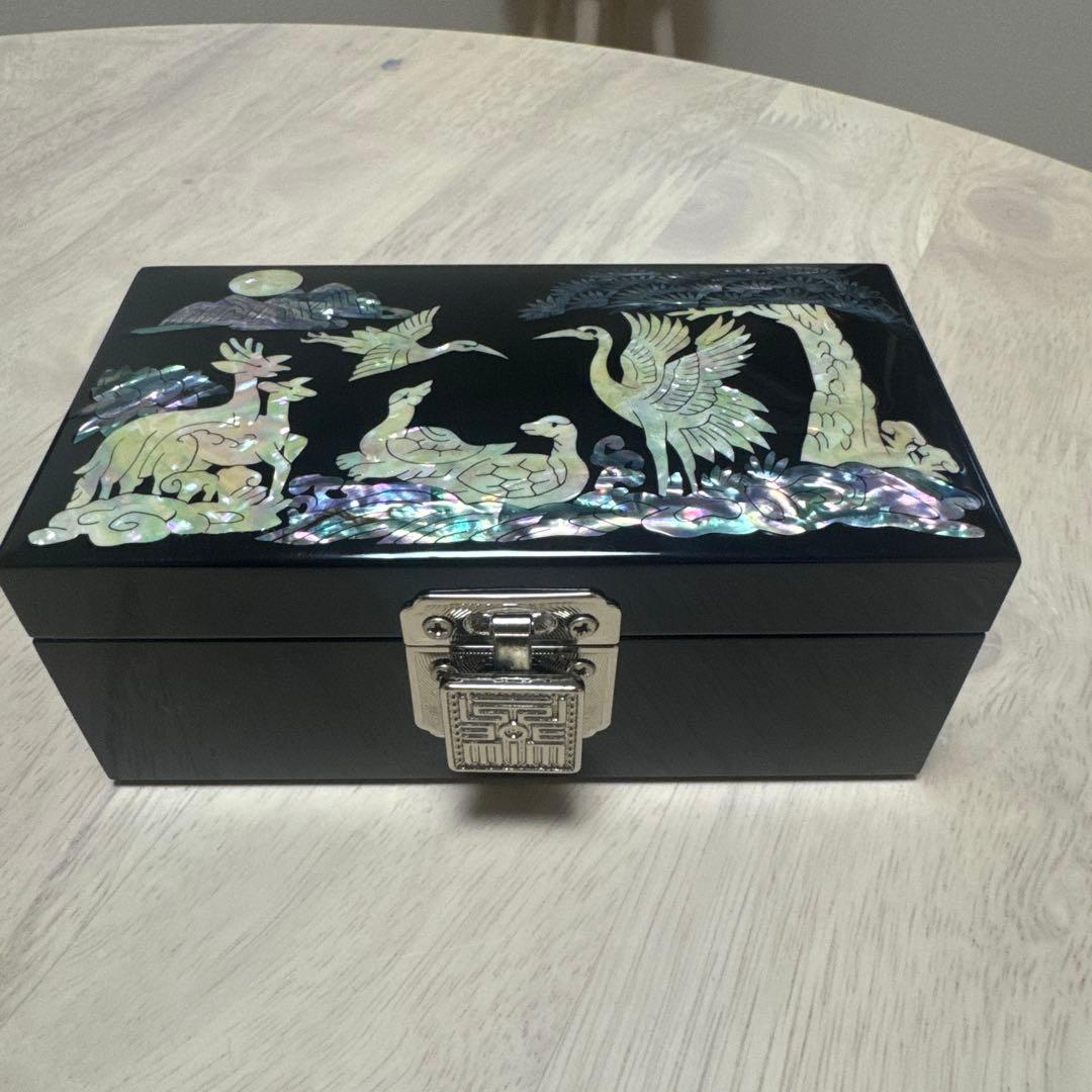 韓国伝統工芸・螺鈿細工（らでん）ジュエリーボックス