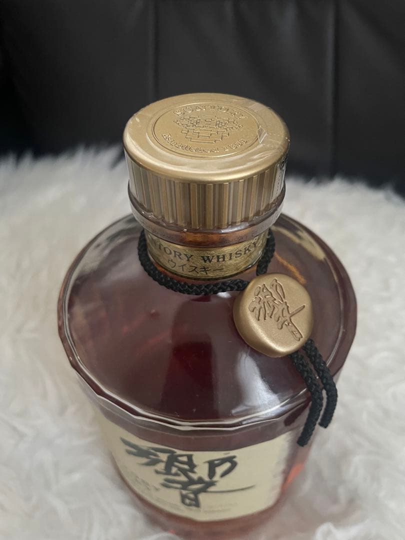 a*j様 サントリーウイスキー響　ゴールドラベル　700ml 未開封