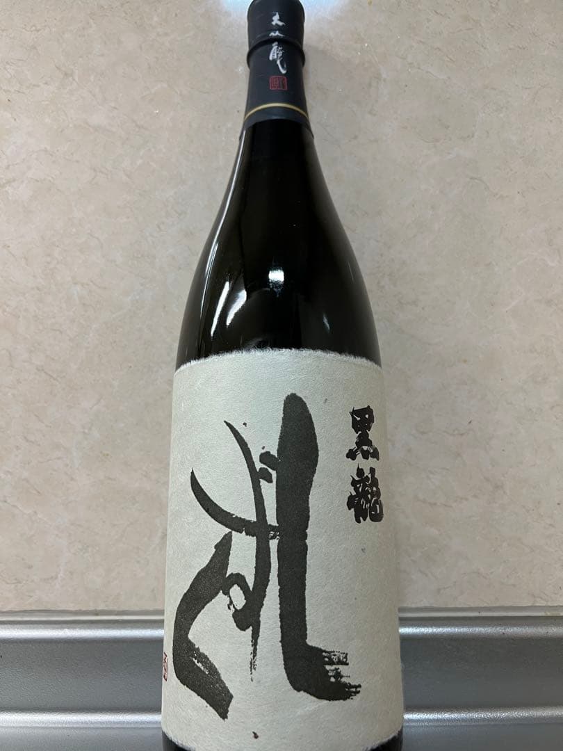黒龍　雫　しずく　大吟醸　1800ml