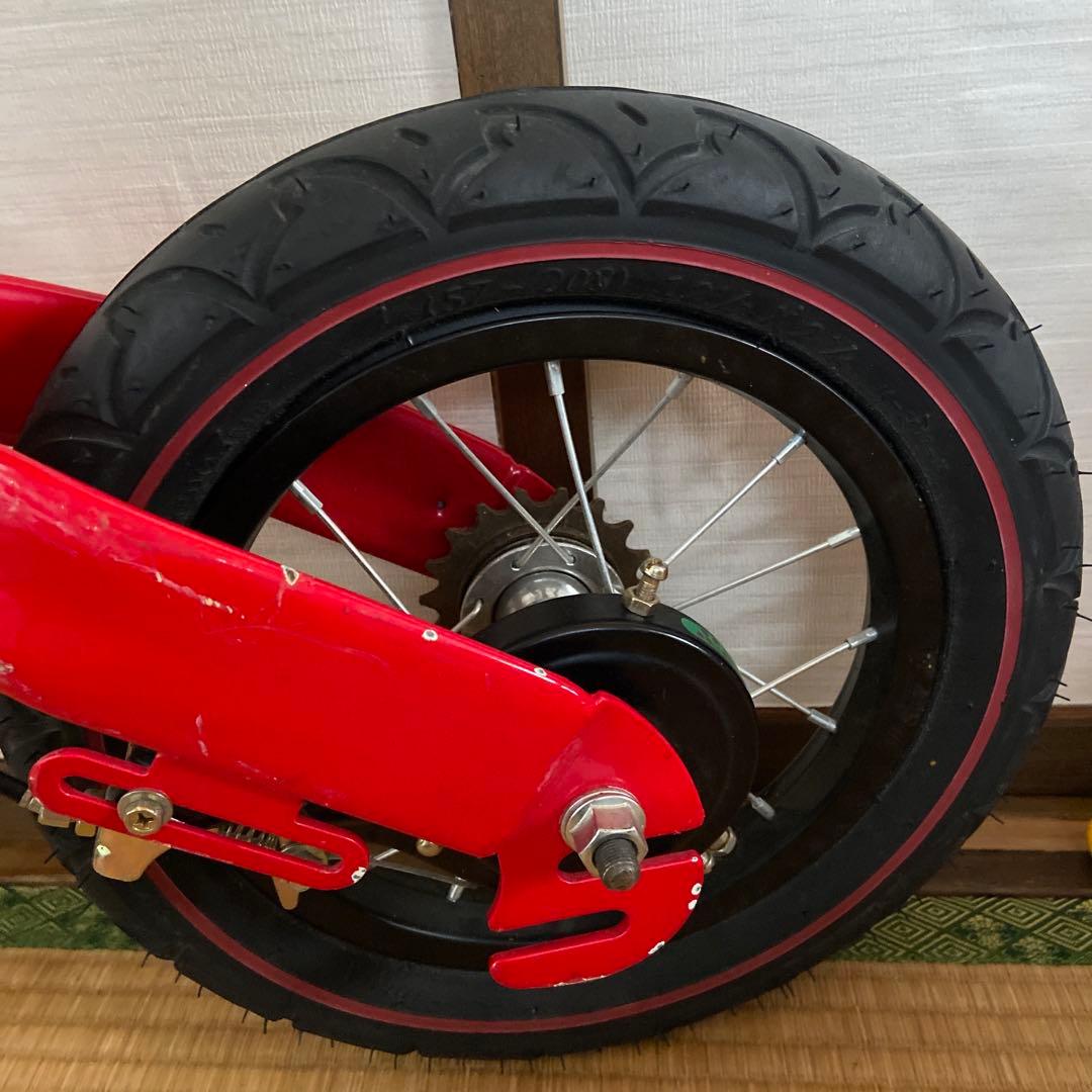 Henshin バランスバイク 赤