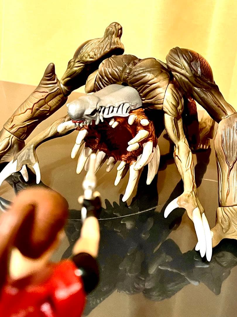 【希少】トイビズ　レジデントイビル2　フィギュア　2点セット