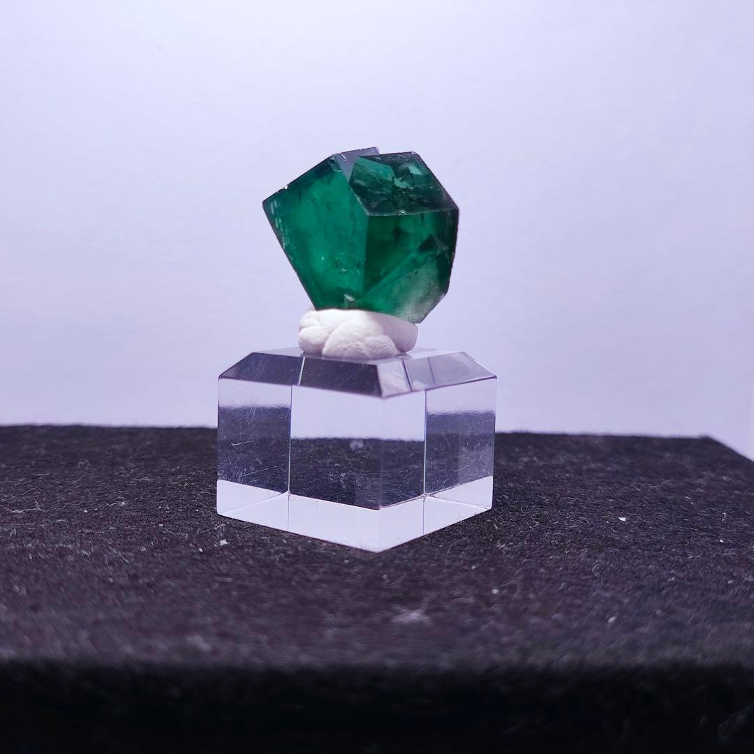 う*う様 136 UK ロジャリー鉱山 50-Year Pocket フローライ