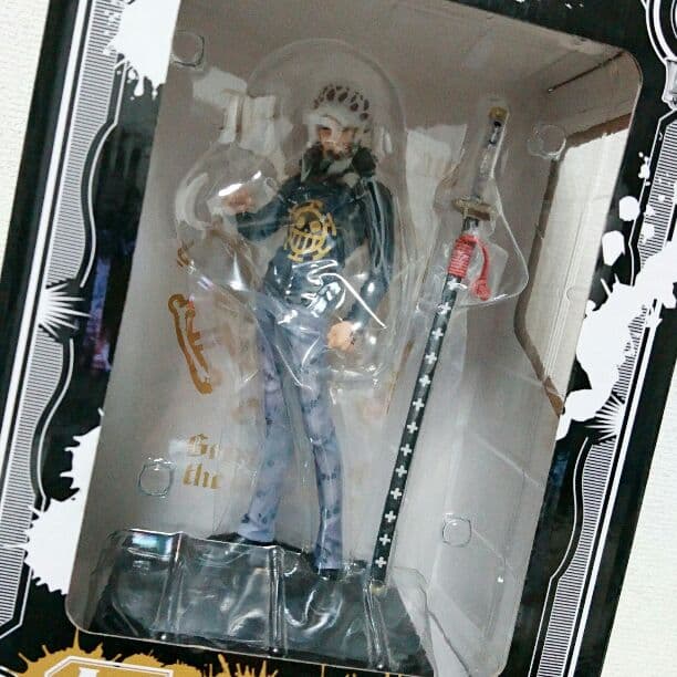 トラファルガー・ロー フィギュア