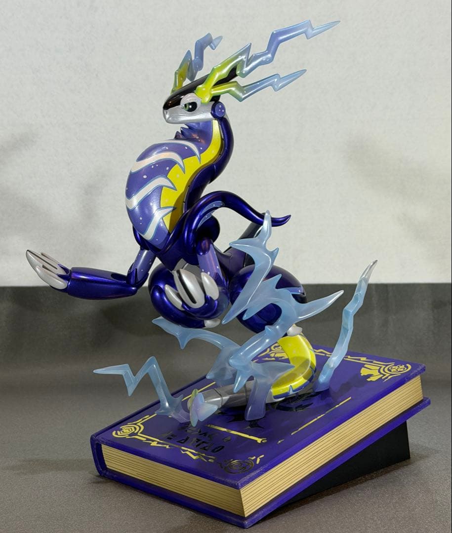 コトブキヤ　ポケセンオリジナル　フィギュア コライドン＆ミライドン　セット