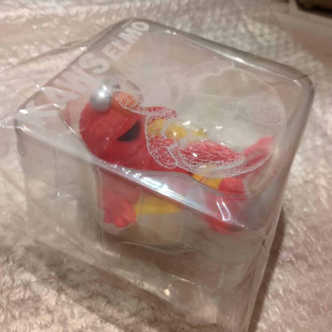 KAWS セサミストリート　エルモ　ウォーターパレード　ソフビ