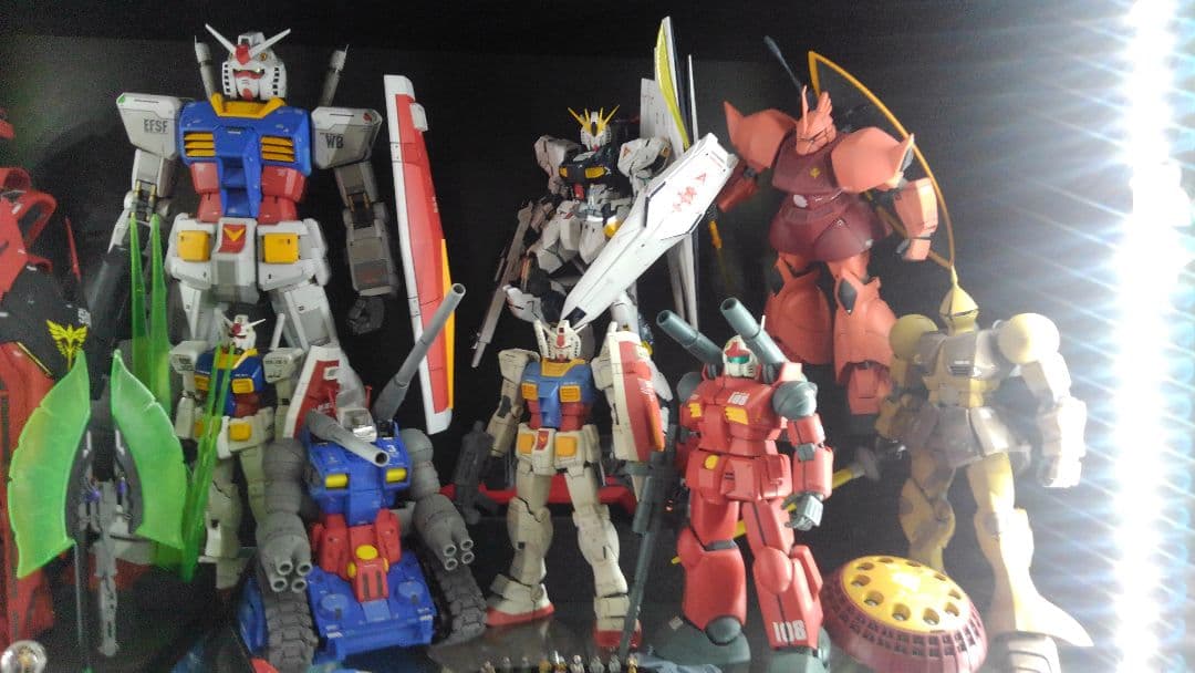 ガンダム✨プラモデル✨、HG、MG✨画像全てセット‼️バラ売り、値段交渉です‼️