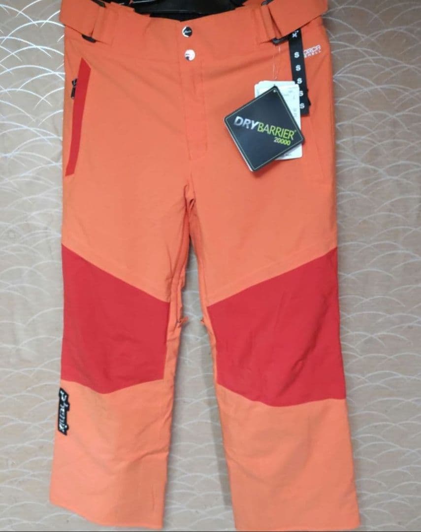 新品タグ付き Phenix フェニックス パンツ