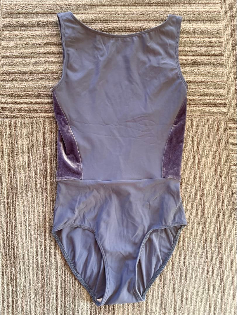 1000円お値下げ！eleve ベロアコンビ レオタードM