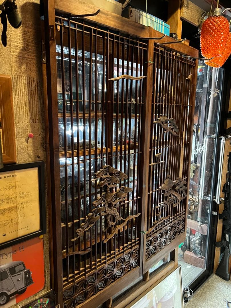 木製の彫刻障子、珍品障子、美しい障子、松の木や船、和室、衝立、風炉先 山水障子