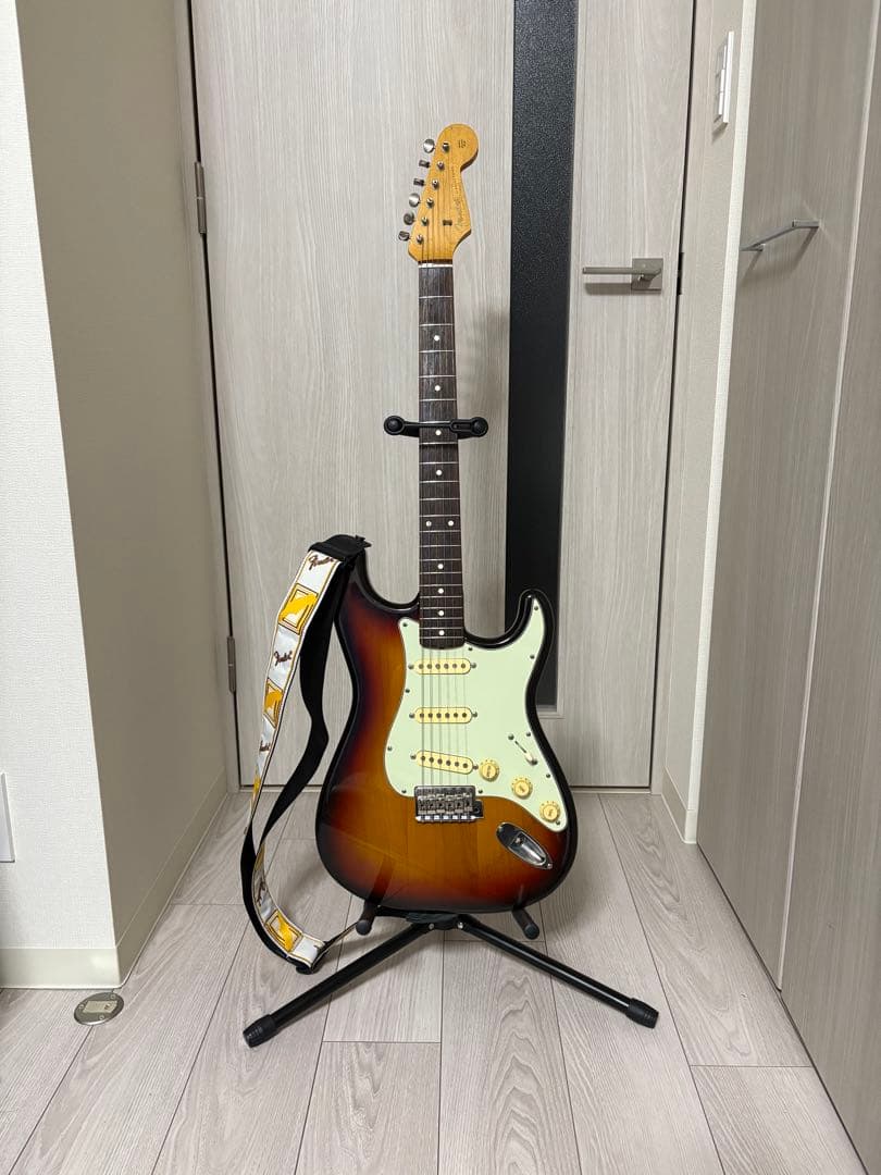 Fender ストラトキャスター サンバースト
