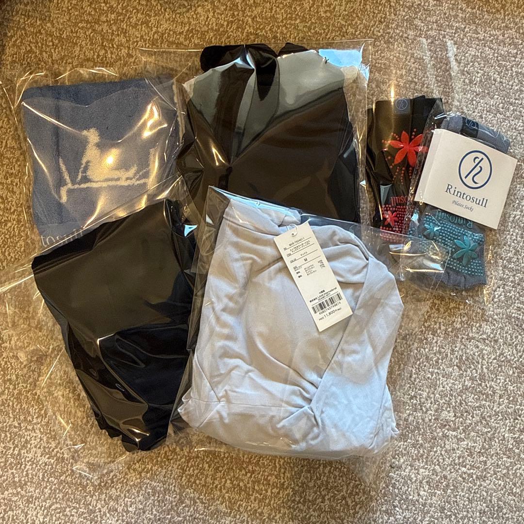 koyonさん専用【リントスル】ピラティスウェア Mサイズセット　靴下2足付き