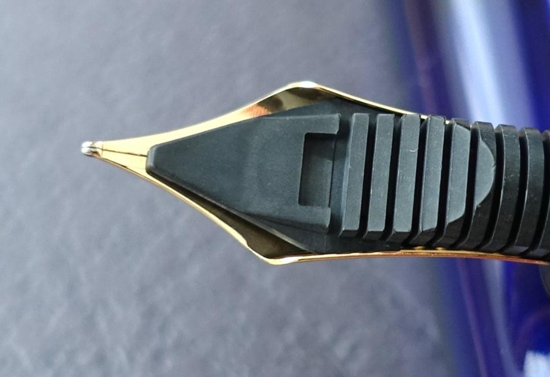 プラチナ　♯3776センチュリー　シャルトルブルー М中字