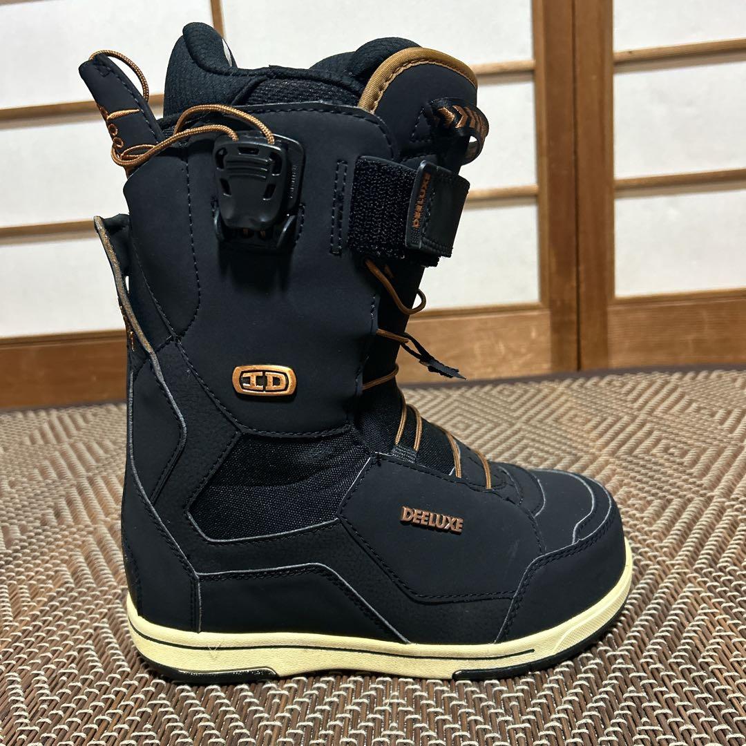 スノーボード DEELUXE ID LARA